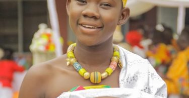 Odehyieba Priscilla – Kae Me (Live)